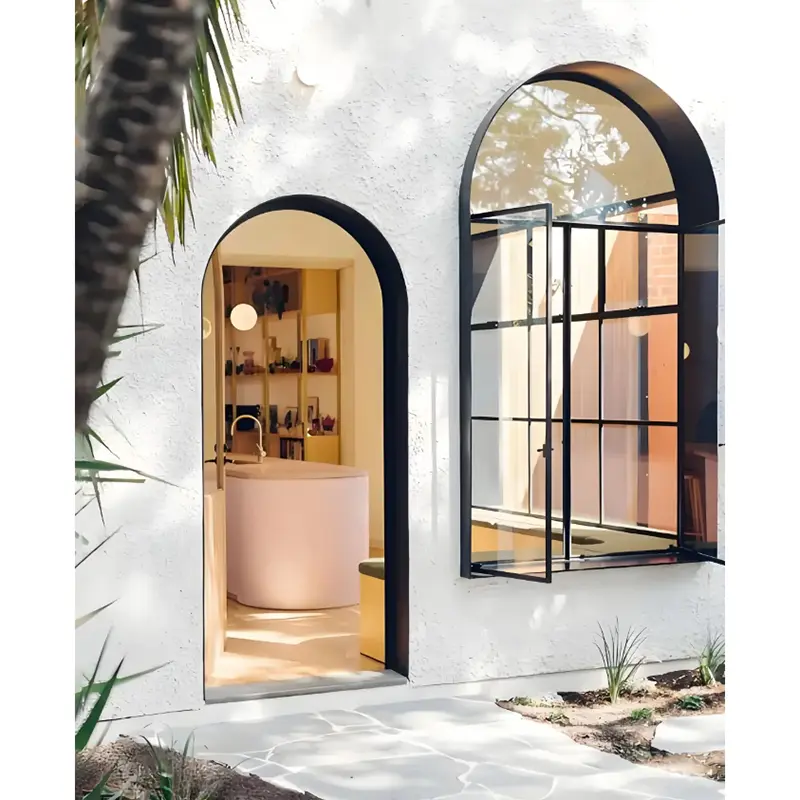 Alüminium ərintisi formalı pəncərələr