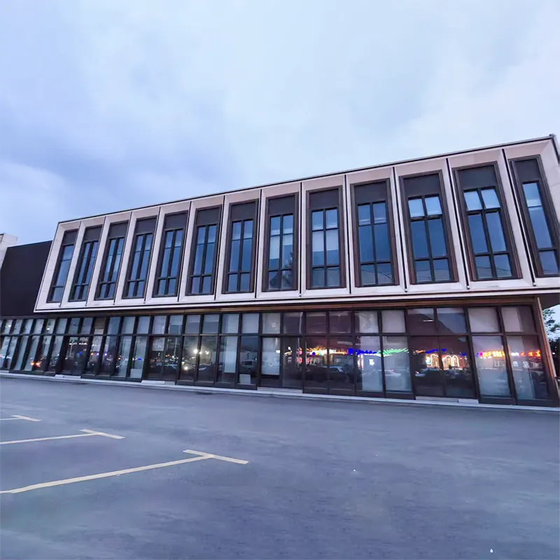 Pərdə divarları üçün izolyasiya edilmiş şüşə