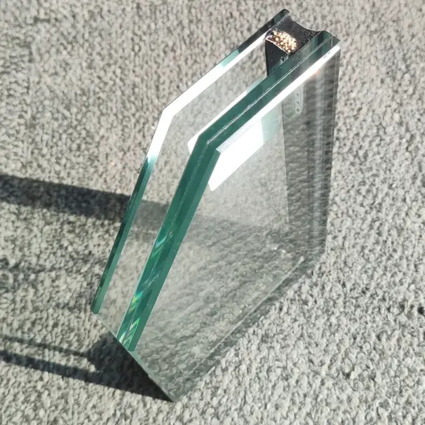 Qapı və Pəncərələr üçün İzolyasiyalı Şüşə